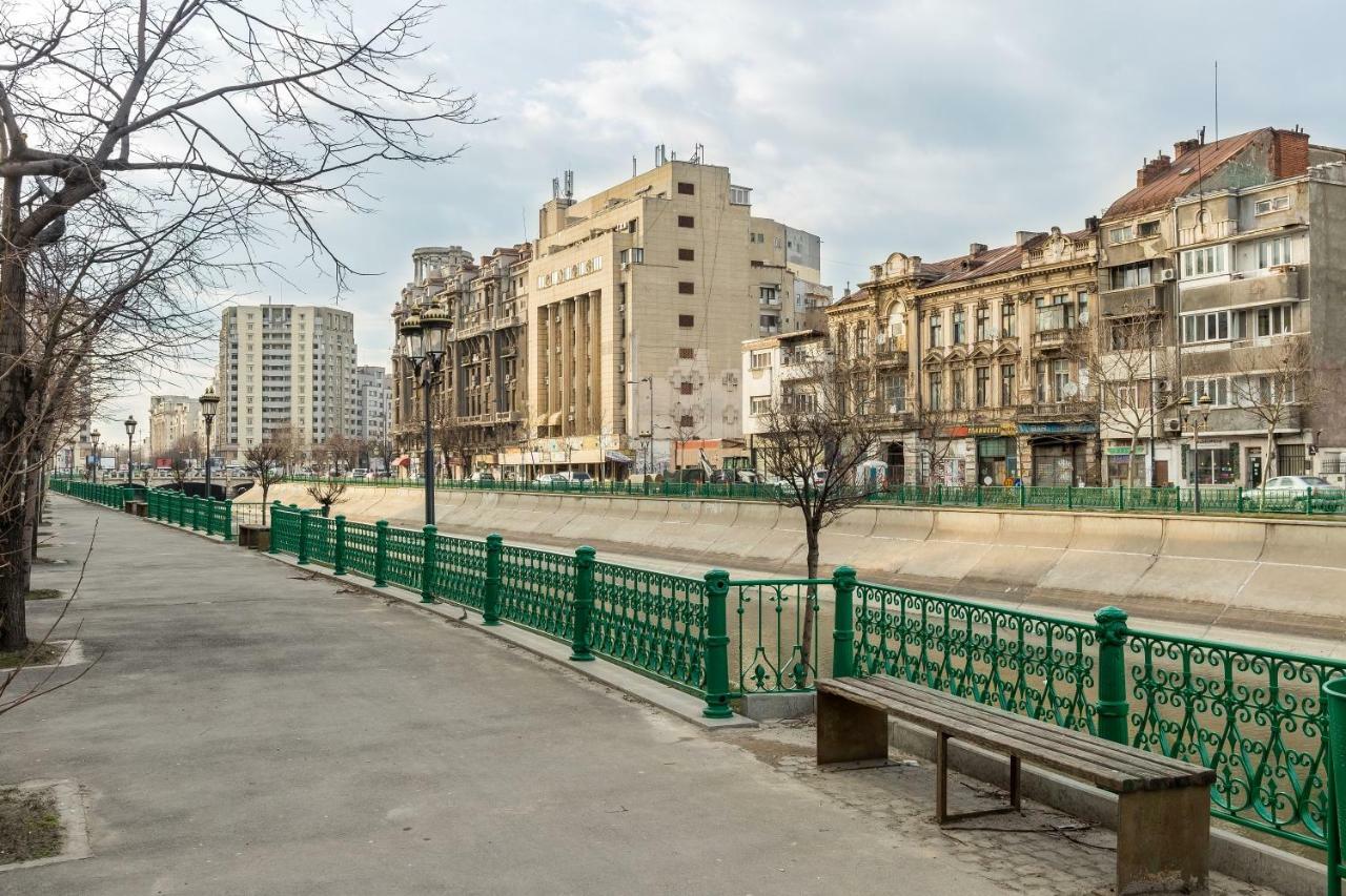 شقة White Nights Of Old Town بوخارست المظهر الخارجي الصورة
